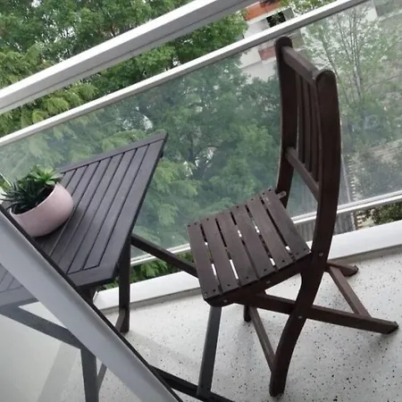 Chez L'habitante Avec Salle De Bain Et Cuisine Communes - Présence D'un Séjour chez l'habitant Bordeaux