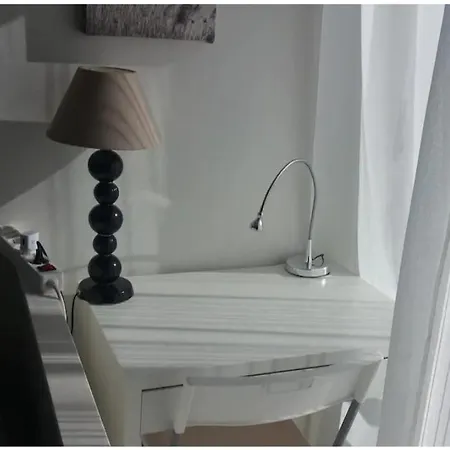 Chez L'habitante Avec Salle De Bain Et Cuisine Communes - Présence D'un